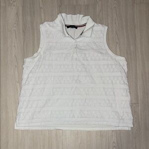 TOMMY HILFIGER White Shirt with Red and Black Accents